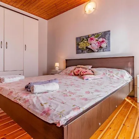 Ferienhaus Casa Montiron - Pet Friendly With Pool