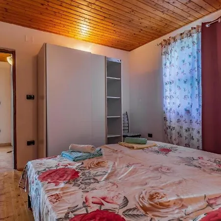 Casa Montiron - Pet Friendly With Pool * Šišan