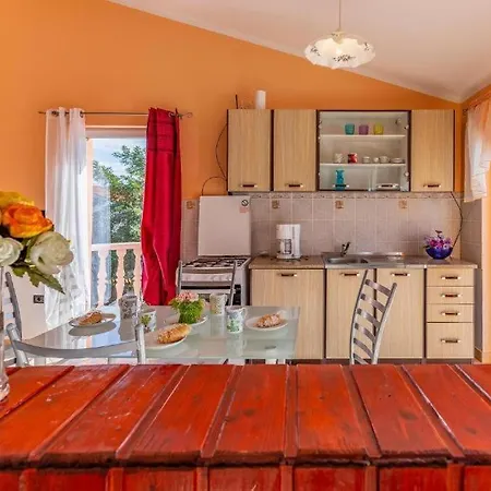 Casa Montiron - Pet Friendly With Pool Ferienhaus *